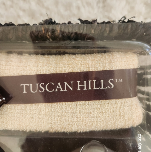 🆕️ Tuscan Hills Vanilla Almond Bath & Body Giftset NWT - Picture 3 of 9